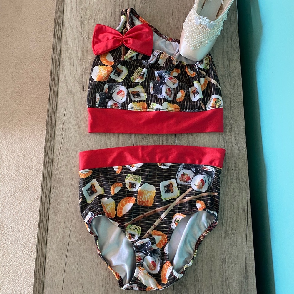 Sushi Dance Outfit